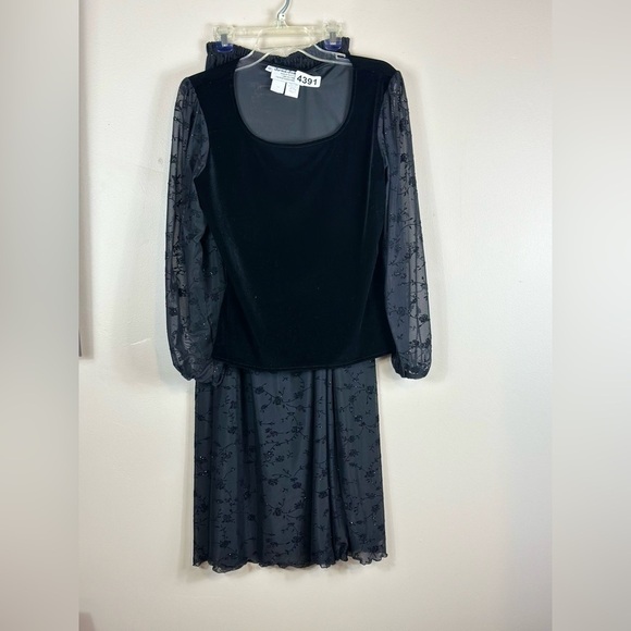 Formal fashion 12 top / skirt preowned too 19 p2p 23-1/2 Len skirt maxi - Picture 1 of 10